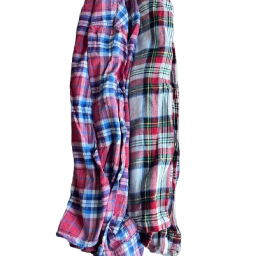 Lot of (2)Men’s Button down Shirts - Size M